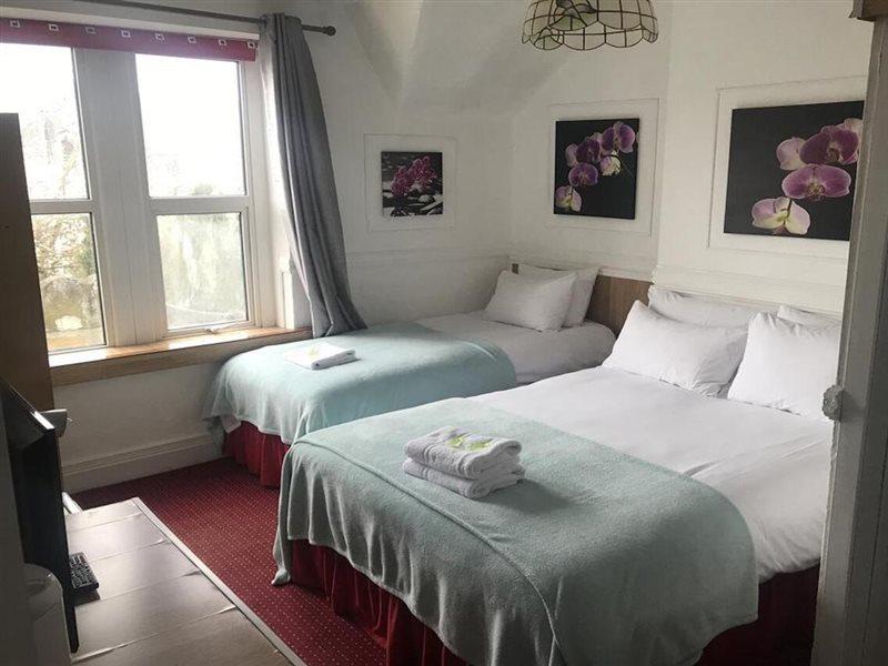 Oyo Maggie Jones Guest House Cardiff Dış mekan fotoğraf