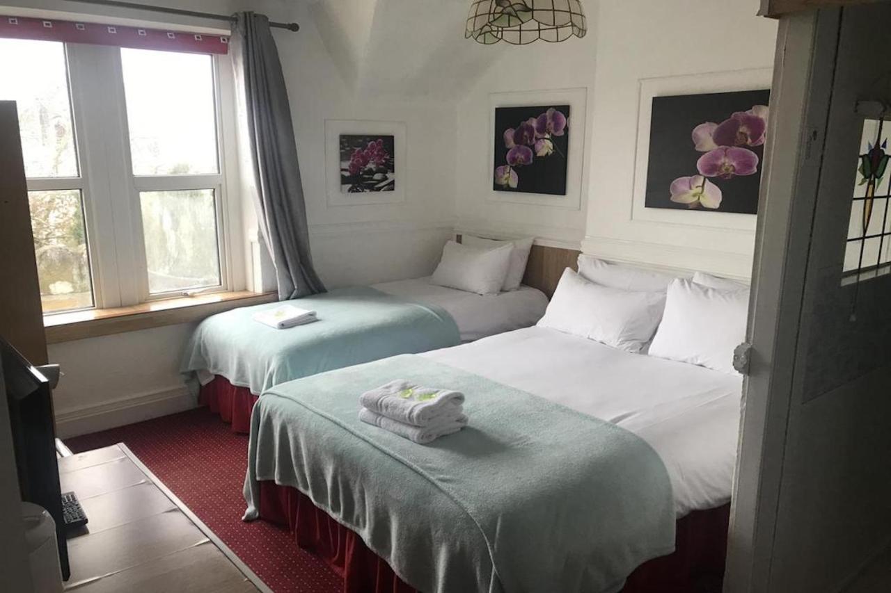Oyo Maggie Jones Guest House Cardiff Dış mekan fotoğraf